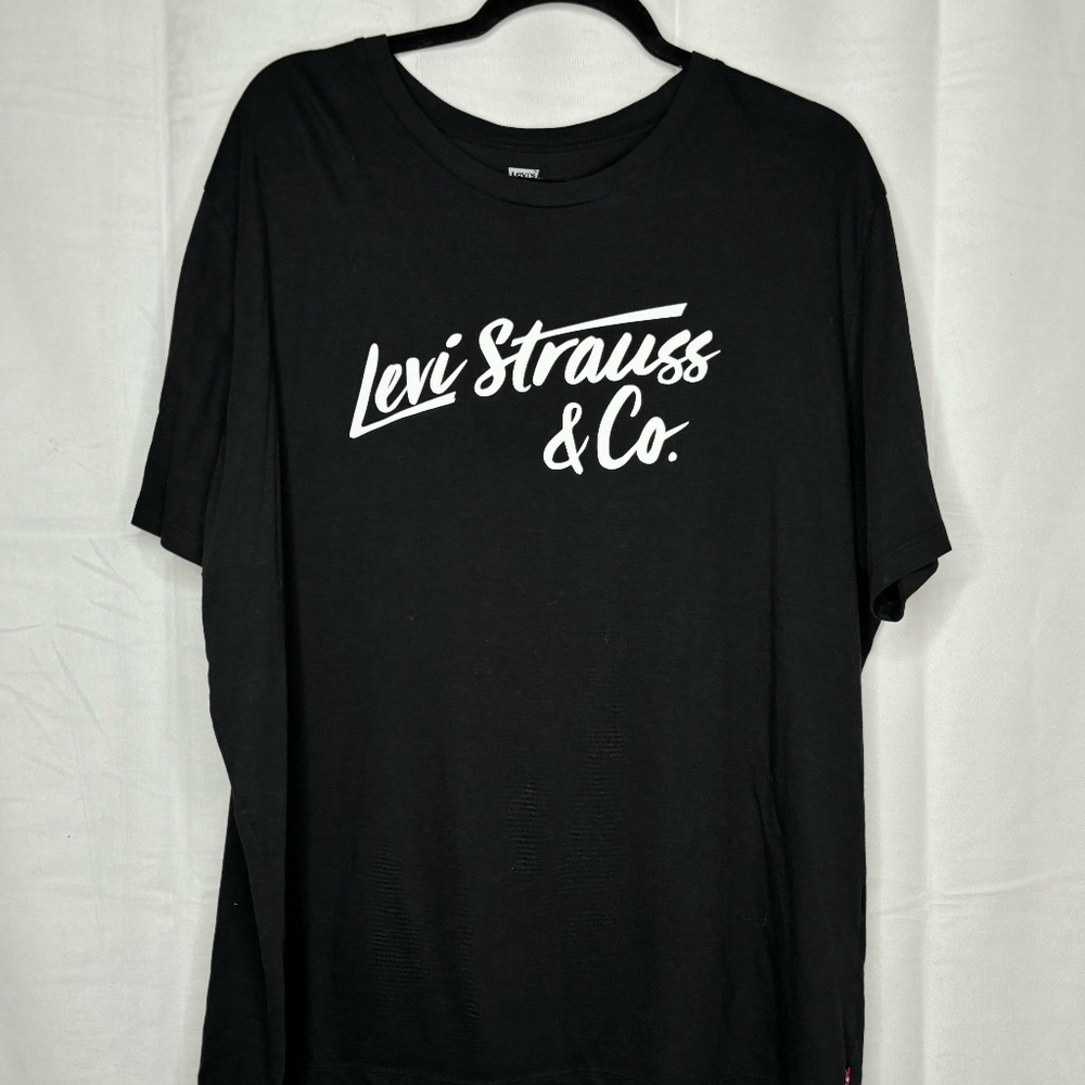 Levi's T-shirt